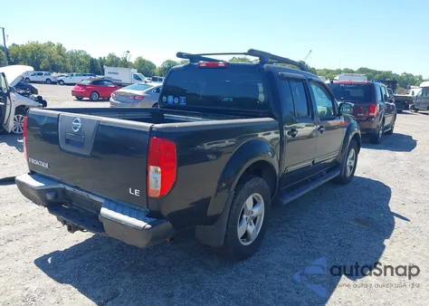 2005 Nissan Frontier Crew Cab Le/Se/Off Road z USA, uszkodzony, nr VIN 1N6AD07W15C420081